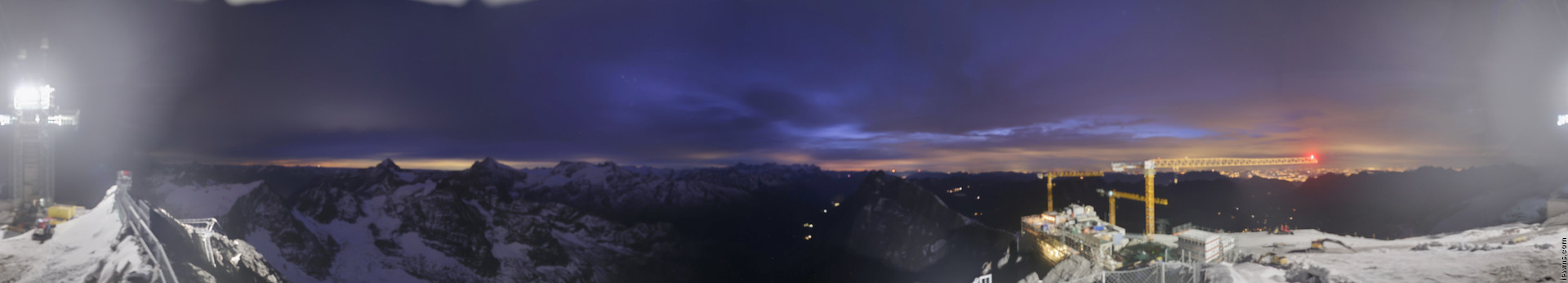 Titlis - Engelberg Titlis Glacier Summit Panorama live webcam